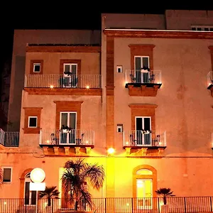 Отель La Dimora Di Piazza Carmine, Рагуза